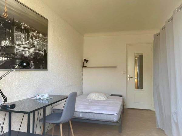 Colocation / Appartement 4 pièces de 76 m², Nantes, Boulevard du Petit Port / Photo 7