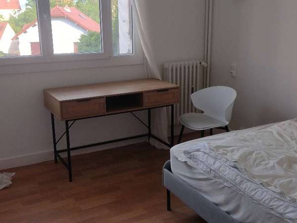 Colocation / Appartement 5 pièces de 92 m², Dijon, Rue Général Charles de Nansouty / Photo 2