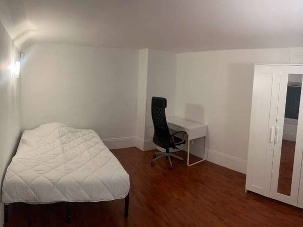 Colocation / Maison 6 pièces de 120 m², Achères, Rue Saint Martin / Photo 4