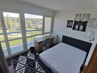 Colocation / Appartement 5 pièces de 84 m², Le Mans, Rue Galilée