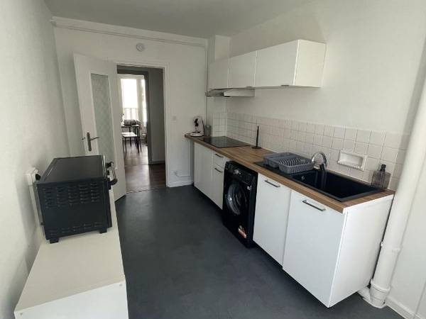 Colocation / Appartement 5 pièces de 72 m², Clermont-Ferrand, Rue de l'Oradou / Photo 2