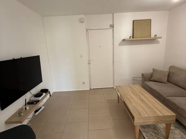 Colocation / Appartement 4 pièces de 73 m², Annemasse, Rue des Savoies / Photo 2