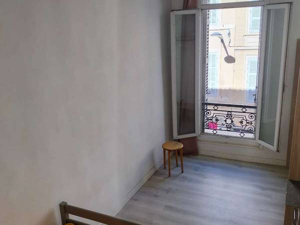 Sous-location / Appartement 4 pièces de 115 m², Marseille, Rue de Rome / Photo 2