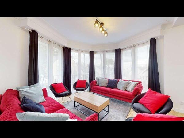 Coliving / Maison 10 pièces de 300 m², Nantes, Avenue d'Auray / Photo 2