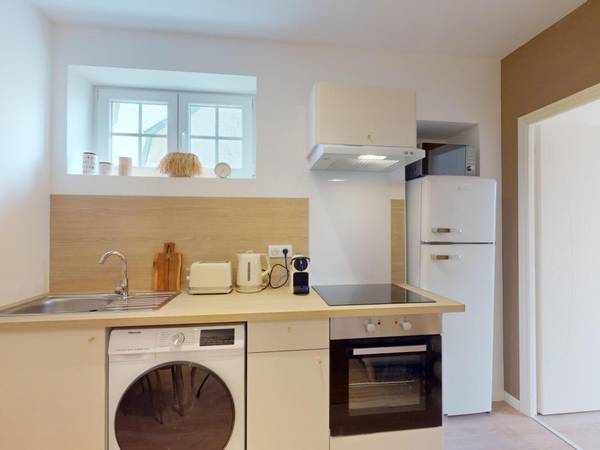 Location / Appartement 3 pièces de 37 m², Dijon, Rue d'Auxonne / Photo 2