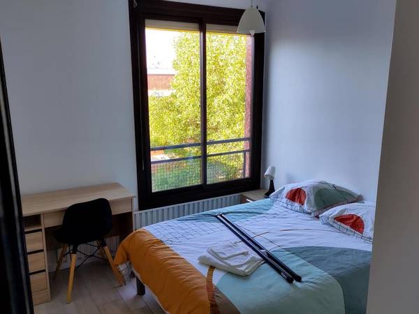 Colocation / Appartement 4 pièces de 88 m², Toulouse, Rue Vincent Van Gogh / Photo 2