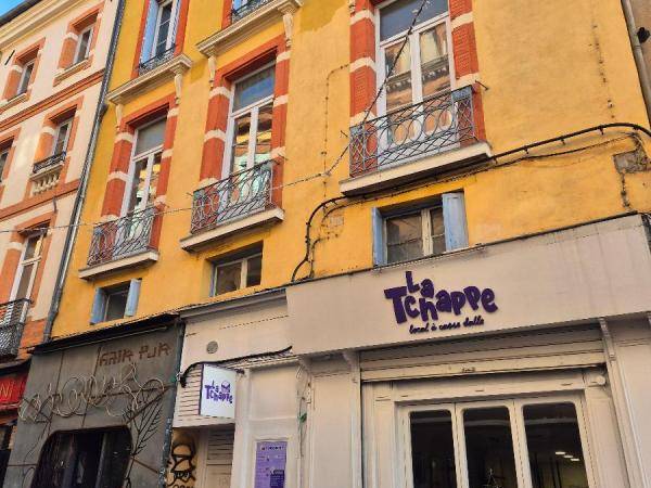 Location / Appartement 2 pièces de 31 m², Toulouse, Rue Peyrolières / Photo 2
