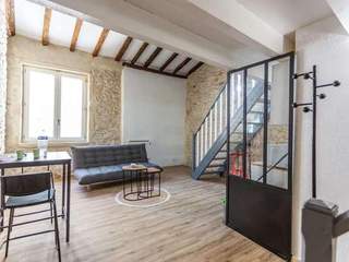 Location / 2 rooms apartment · 34 m², Nîmes, Rue de l'Etoile