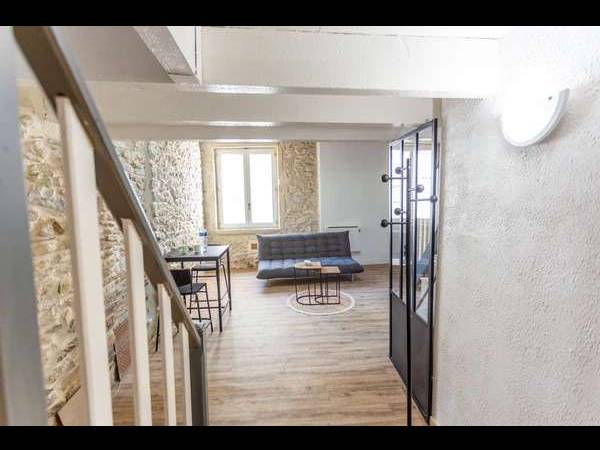 Location / Appartement 2 pièces de 34 m², Nîmes, Rue de l'Etoile / Photo 10