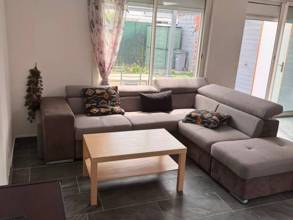 Location / Maison 6 pièces de 110 m², Lille, Rue Joris Karl Huysmans / Photo 2