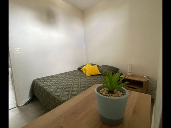 Location / Appartement 1 pièce, Troyes / Photo 10