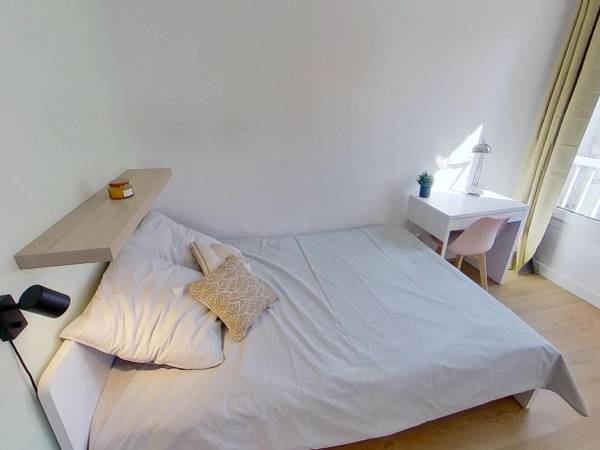 Colocation / Appartement 6 pièces de 105 m², Lyon, Rue Challemel-Lacour / Photo 11