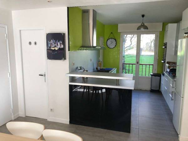 Colocation / Appartement 5 pièces de 95 m², Rennes, Rue Frédéric Mistral / Photo 2