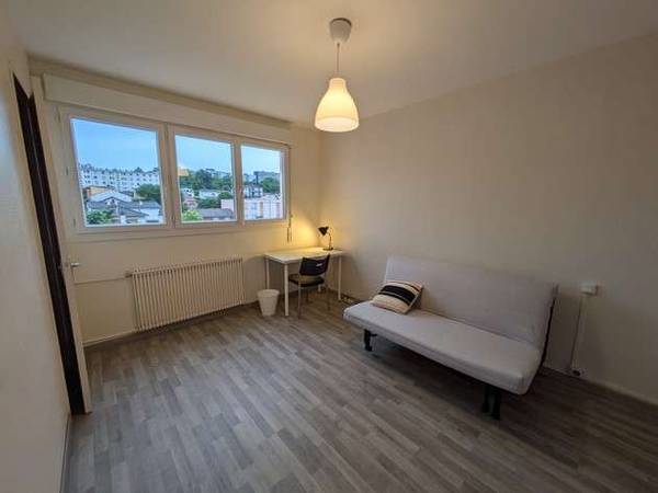 Location / Appartement 4 pièces de 63 m², Toulouse, Chemin de Pelleport / Photo 2