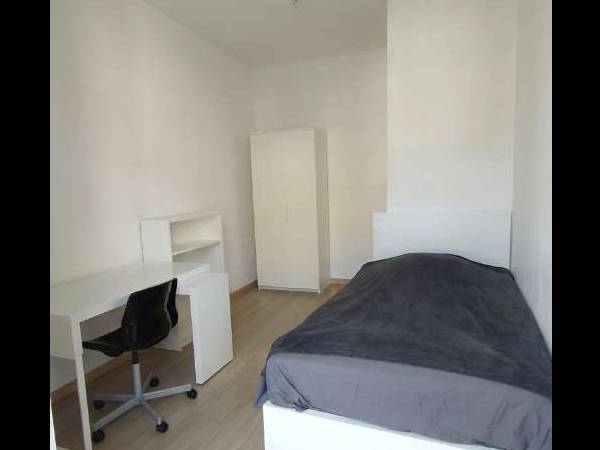 Colocation / Appartement 1 pièce de 30 m², Ixelles, Rue Augustin Delporte / Photo 2