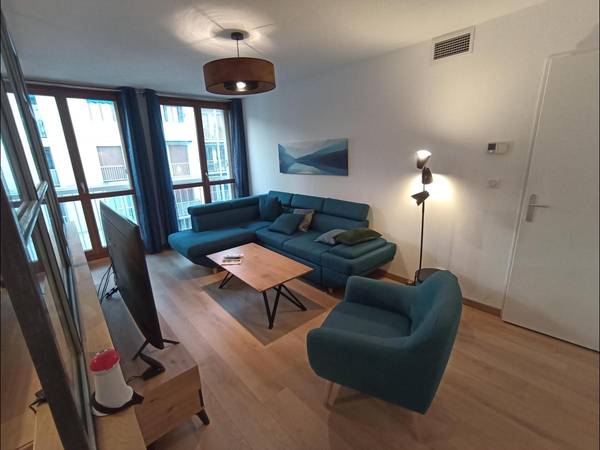 Colocation / Appartement 6 pièces de 115 m², Avignon, Rue du 58e Regiment D’Infanterie / Photo 2