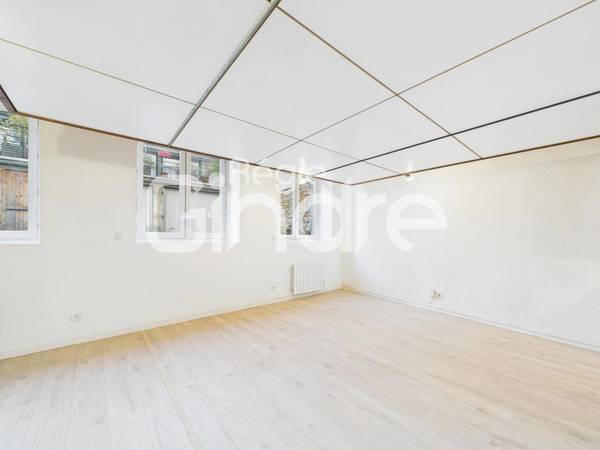 Location / Appartement 1 pièce de 47 m², Lyon, Grande-Rue de la Croix Rousse / Photo 2