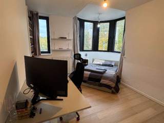 Colocation / Appartement 4 pièces de 150 m², Wavre, Place Polydore Beaufaux