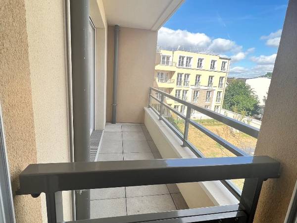 Colocation / Appartement 3 pièces de 73 m², Villiers-sur-Marne, Rue de Cœuilly / Photo 2