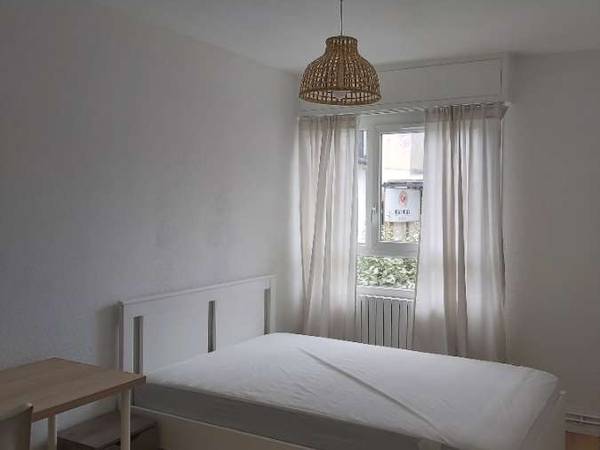 Colocation / Appartement 4 pièces de 82 m², Talence, Cours Maréchal Gallieni / Photo 2