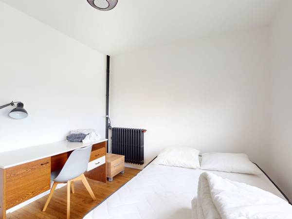 Colocation / Appartement 4 pièces de 68 m², Nantes, Rue du Croissant / Photo 2