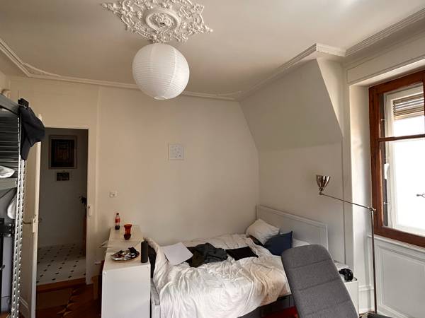 Colocation / Appartement 4 pièces de 100 m², Lausanne, Place de la Riponne / Photo 3