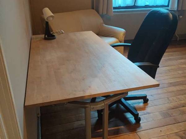 Colocation / Maison 10 pièces de 210 m², Liège, Rue Eracle / Photo 8