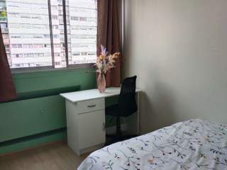 Chambre chez l'habitant / Appartement 4 pièces de 60 m², Fontenay-sous-Bois, Rue Paul Langevin