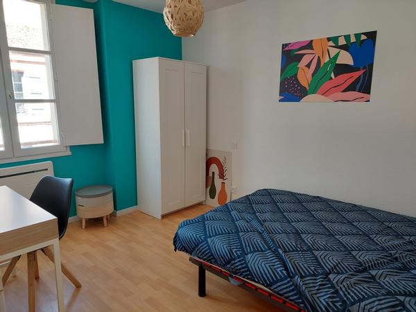 Colocation / Appartement 3 pièces de 58 m², Montauban, Rue de la Banque / Photo 2