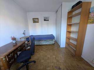 Chambre chez l'habitant / Appartement 4 pièces de 90 m², Paris, Rue Marcadet