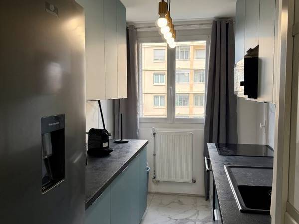 Colocation / Appartement 5 pièces de 84 m², Villeurbanne, Cours Emile Zola / Photo 13