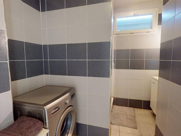 Colocation / Appartement 4 pièces de 68 m², Vénissieux, Avenue Jules Guesde / Photo 21