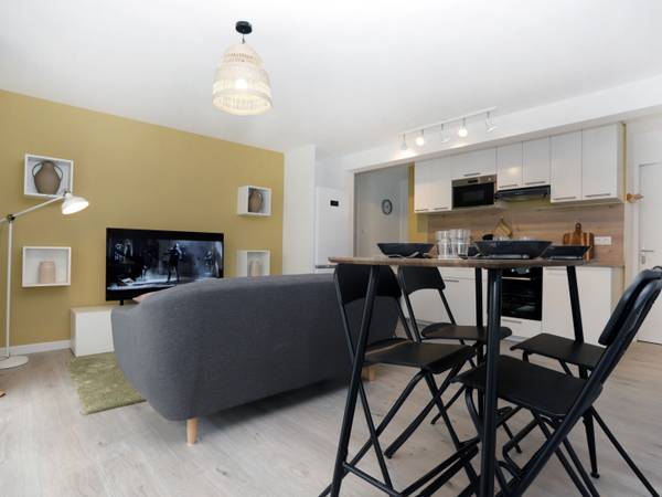 Colocation / Appartement 5 pièces de 74 m², Rennes, Square de Transylvanie / Photo 2