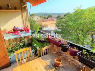 Rental / 3-bedroom flat · 73 m², Aix-en-Provence, Avenue des Infirmeries