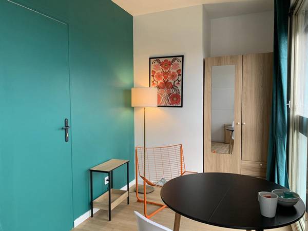 Coliving / Appartement 6 pièces de 110 m², Paris, Rue de la Fédération / Photo 2