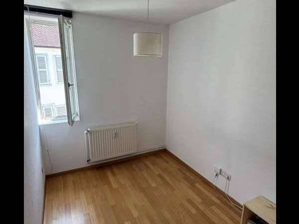 Colocation / Appartement 4 pièces de 80 m², Strasbourg, Rue du Dôme / Photo 2