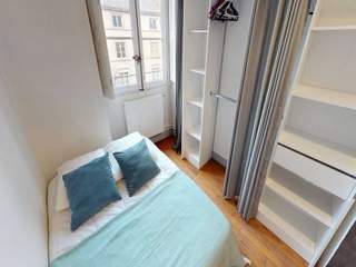 Colocation / Appartement 4 pièces de 90 m², Lyon, Rue Saint Jean