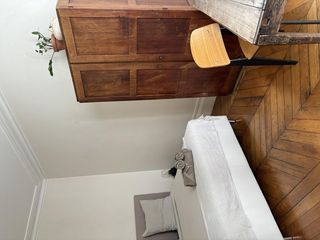 Chambre chez l'habitant / Appartement 5 pièces de 100 m², Paris, Rue des Petites Ecuries