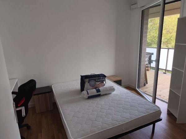 Colocation / Appartement 4 pièces de 80 m², Bordeaux, Boulevard Joliot-Curie / Photo 8