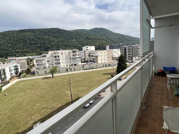 Colocation / Appartement 4 pièces de 69 m², Saint-Martin-d'Hères, Impasse Du Pontet / Photo 10