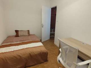 Colocation / 5 rooms apartment · 79 m², Marseille, Avenue de Saint-Just