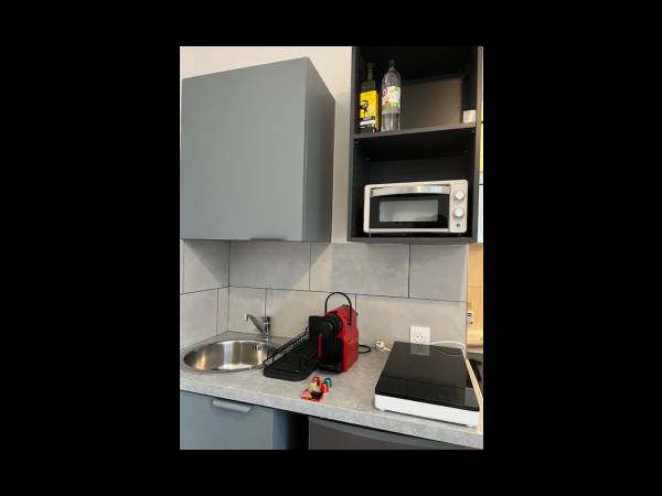 Location / Studio de 10 m², Roubaix, 35 Rue de l'Industrie / Photo 7