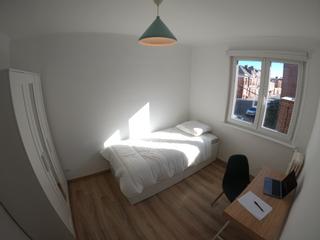 Colocation / Appartement 5 pièces de 76 m², Lille, Rue Clément Ader