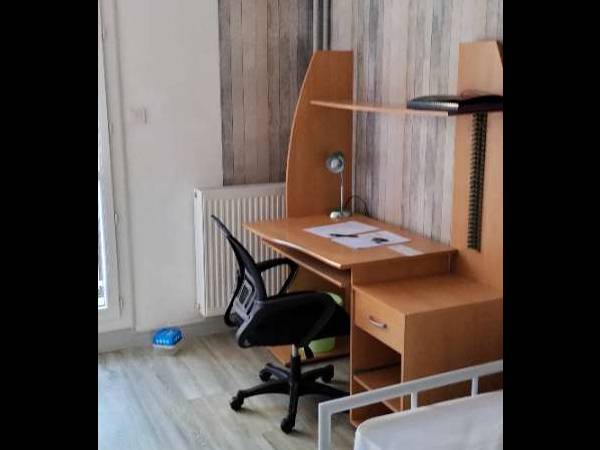 Colocation / Appartement 4 pièces de 72 m², Rennes, Rue du Bourbonnais / Photo 2