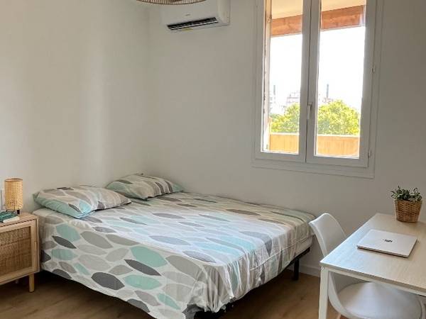 Colocation / Appartement 5 pièces de 82 m², Toulon, Passage Pecheret / Photo 2