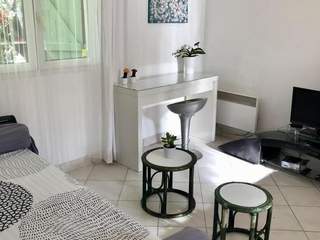 Location / Appartement 1 pièce, Toulon