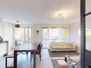 Colocation / 5 rooms apartment · 97 m², Chambéry, Allée de Bresse
