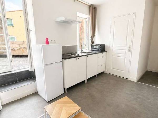 Location / Studio de 17 m², Béziers, Impasse du Chat / Photo 2