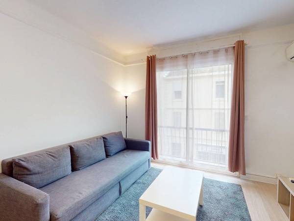 Location / Appartement 3 pièces de 61 m², Marseille, Rue Jean Martin / Photo 2
