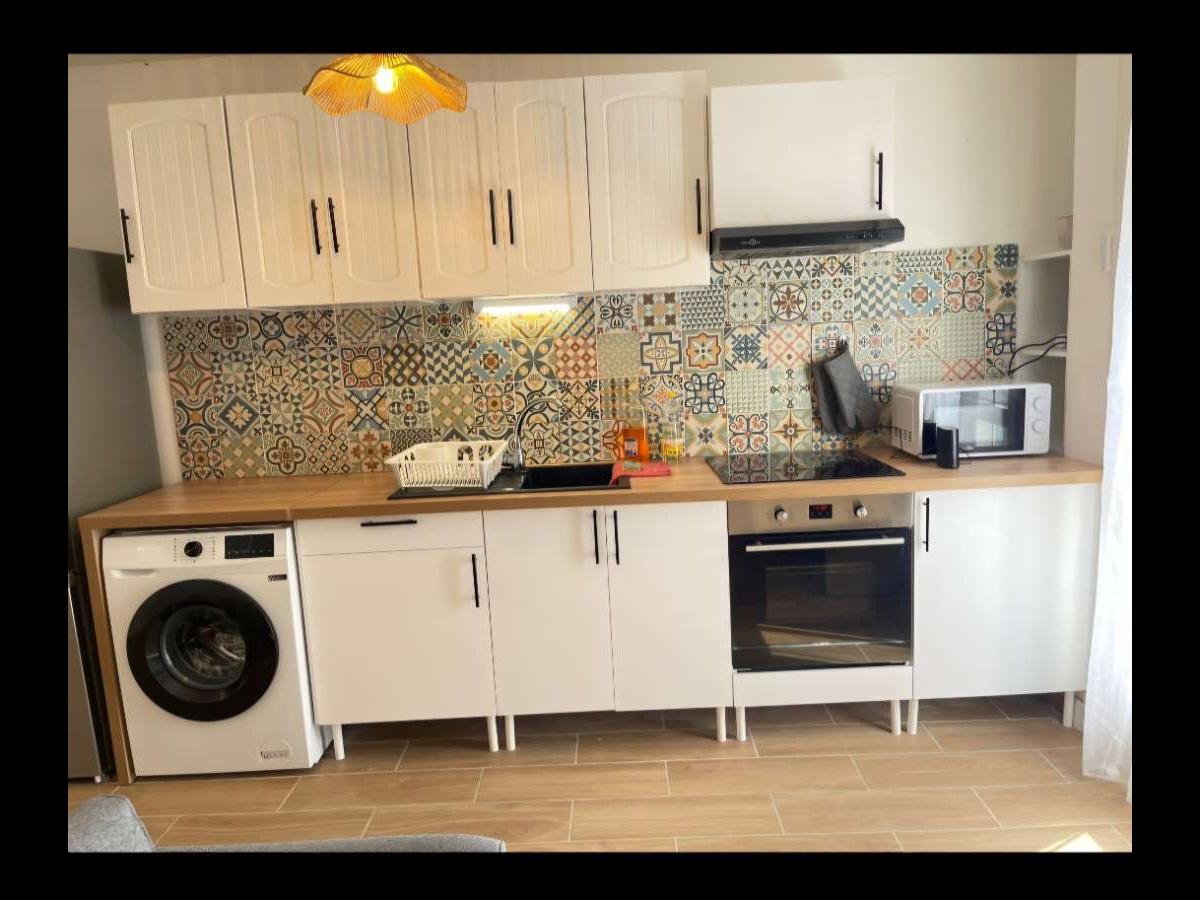 Appartement 5 pièces de 77 m² à Évry-Courcouronnes | Colocation | 520€/mois photo 2